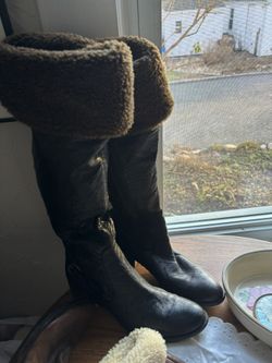 Ladies Leather Boot Fur Lined