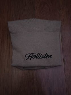 Hollister beanie