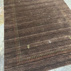 5x7 hande made Gabbeh rug never ben used