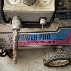 Campbell Hausfeld 2 HP Air Compressor