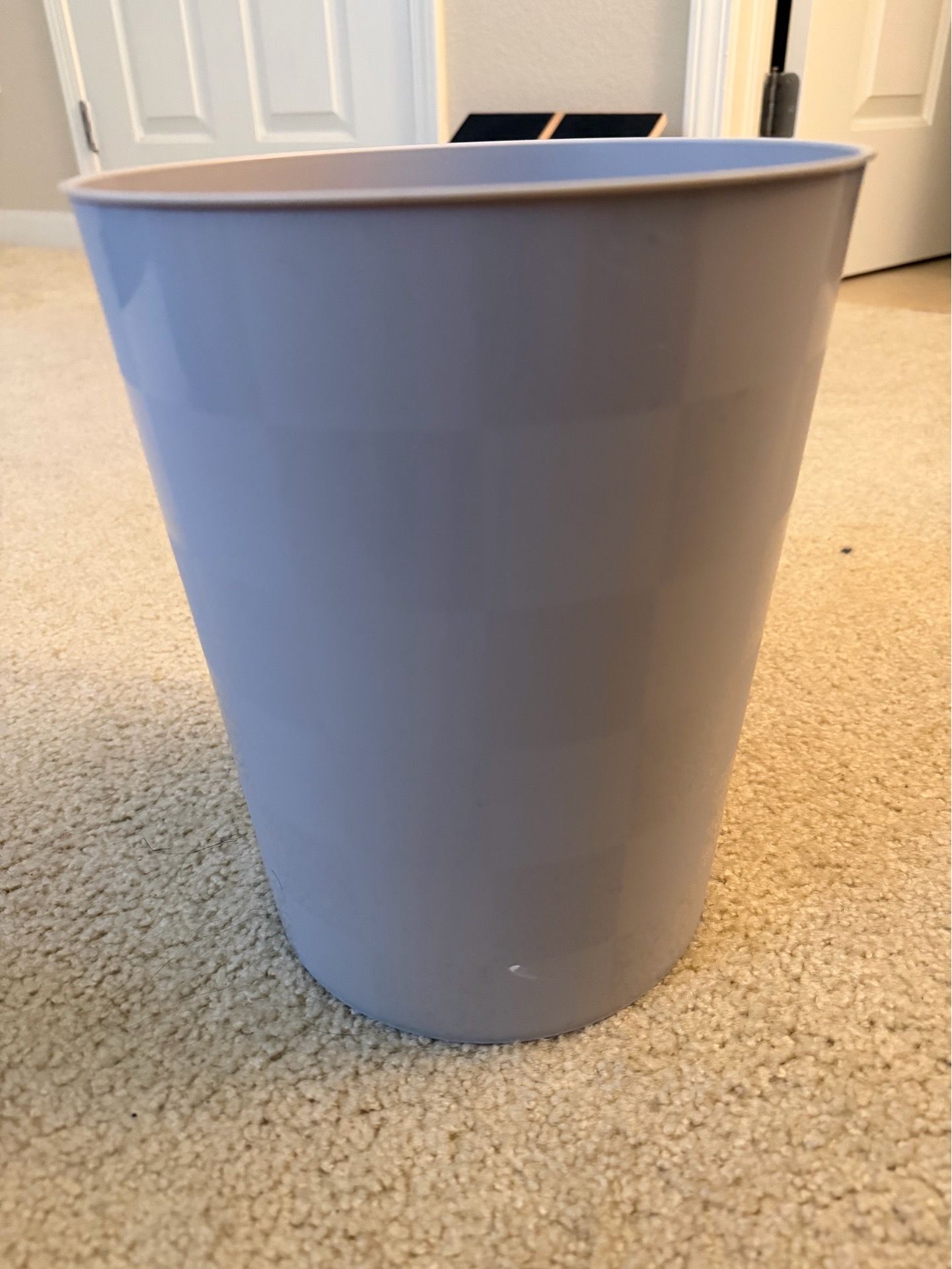 Trash waste can (2 of them)