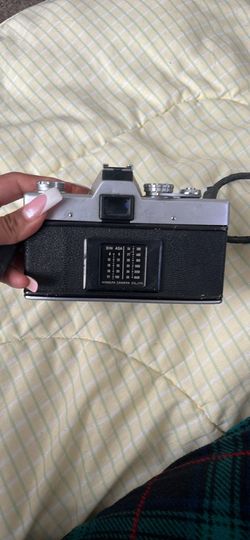 Minolta SR-T 201 35mm Film Camera + 58mm f/1.4 Rokkor Lens (Fully Working)