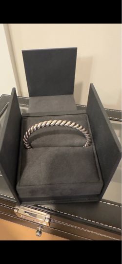 David Yurman Narrow Twisted Cable Cuff Bracelet – Sterling Silver, Size 8, Brand new with box 6mm.