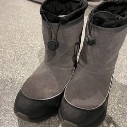 UGG Waterproof Rain/snow boots Big Kid 3