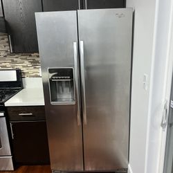 Whirlpool Gold Side-by-Side Fridge – 24.6 cu ft 