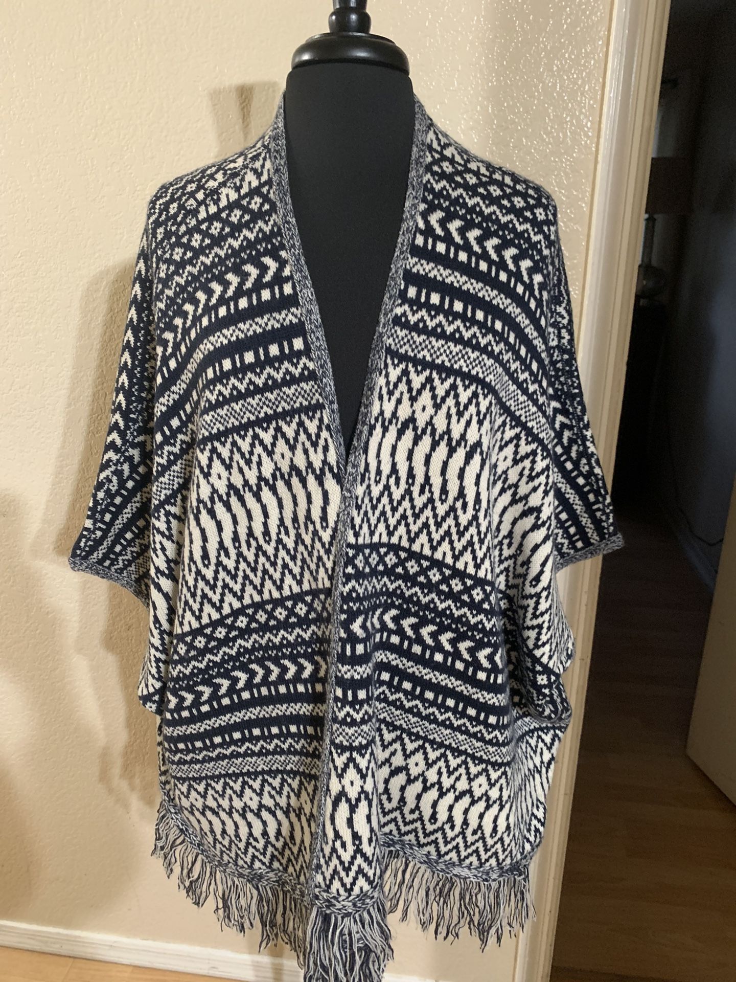 Women Poncho Size S