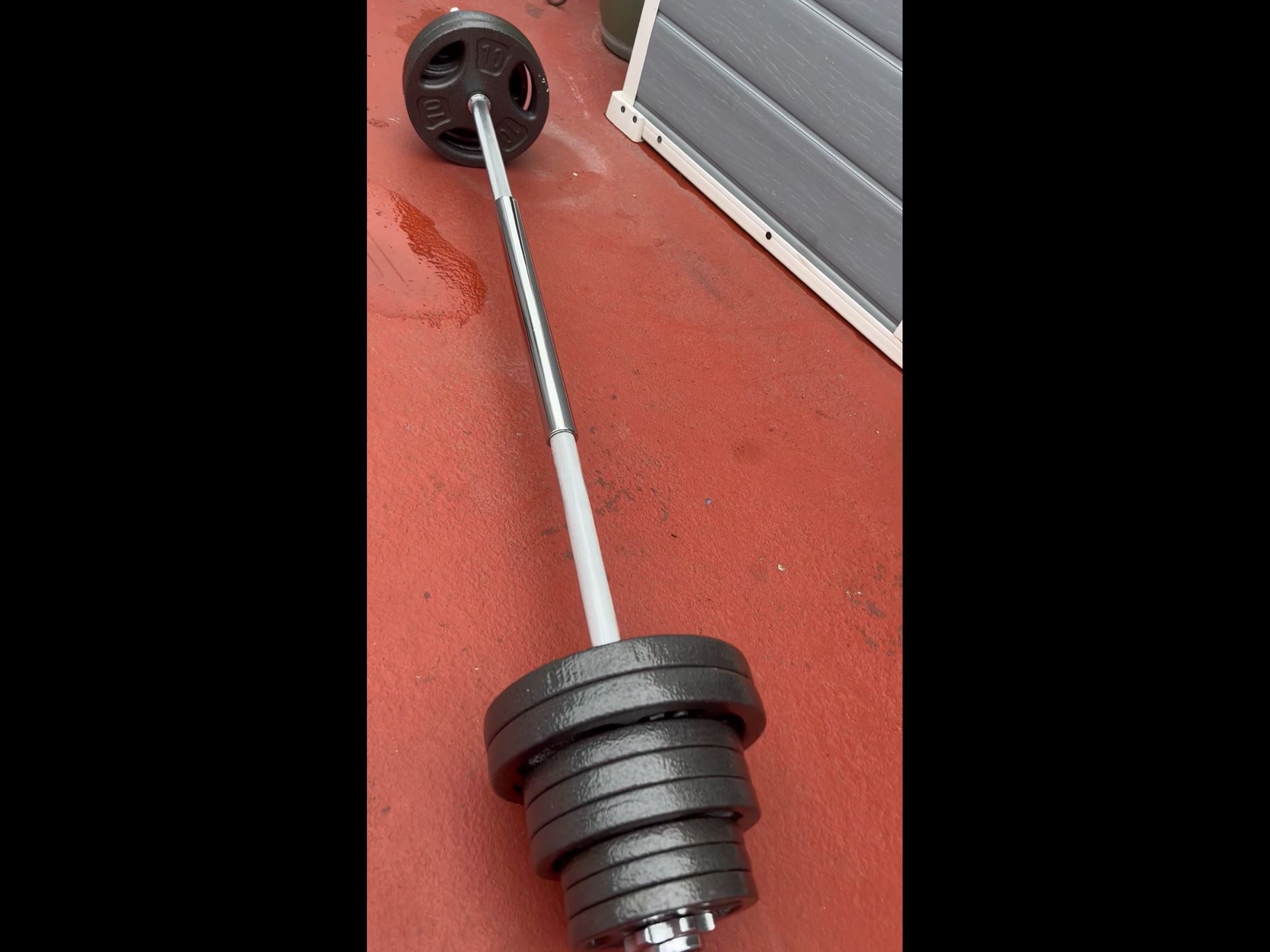 5ft Bar With 85.lbs And Bar Handles 