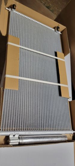 2013----2017 Honda Accord A/C condenser with dryer
