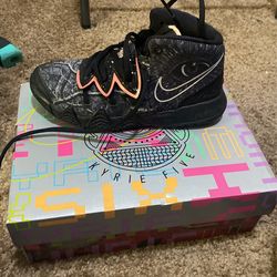 Kyrie Nike