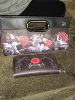 Purse like new wallet gently used