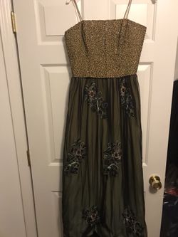 Evening gown/ wedding/ henna dress
