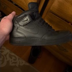 Men’s Nike Air Force 1s