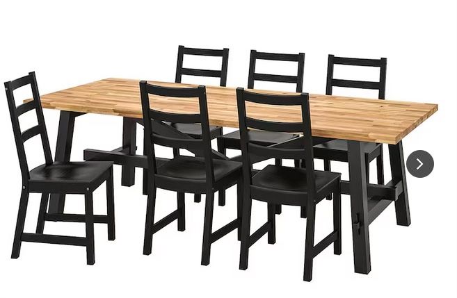 IKEA dining Table And 6 Chairs