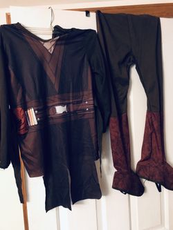 Anakin Skywalker Star Wars Boys Halloween Costume size medium 8-10