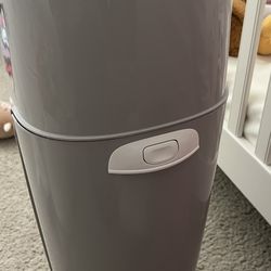 Playtex diaper Genie pail