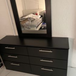 Dresser Whit Mirror - Cómoda Con Espejo 