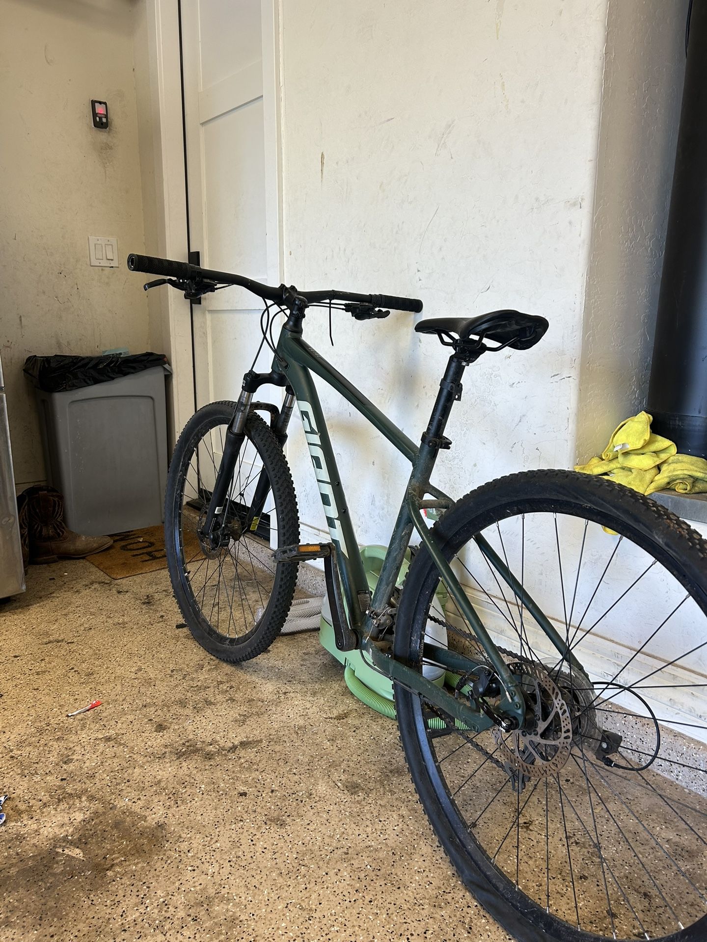 Giant Talon 4 Mountain bike