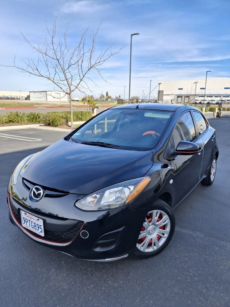 Mazda 2