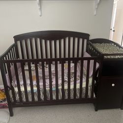 Crib With Changing Table