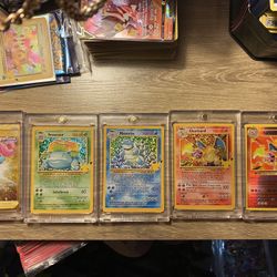 Pokémon Collection    (Variety Of Sets)