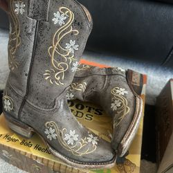 Cowgirl Boots 