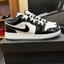 Nike Air Jordan 1 Retro Low Black & White Size 5Y / Womens Size 6.5