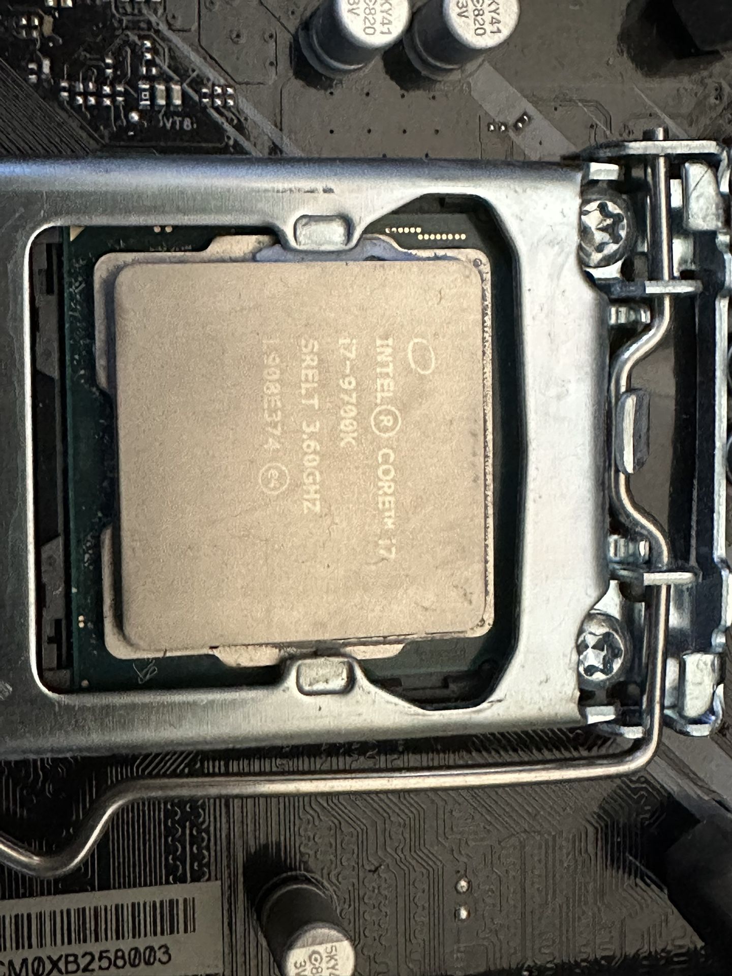 CPU/motherboard Combo Intel i7- 9700k