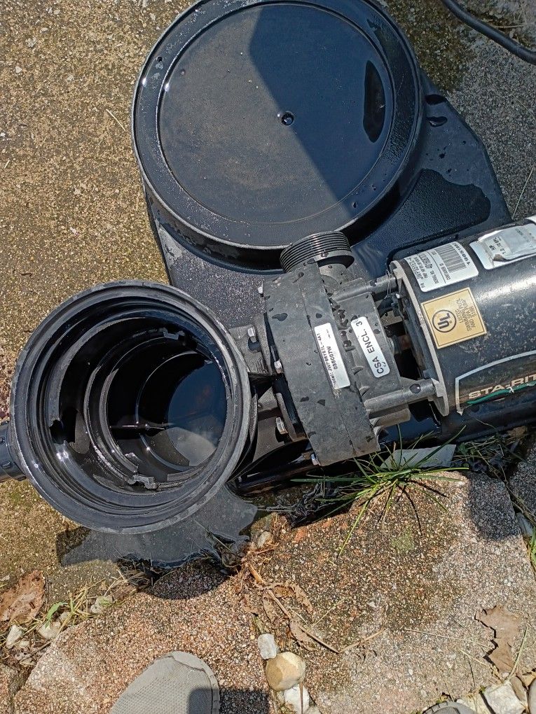 Pool Pump Motor S T A / R I T E 1 Horsepower It's Missing The Top Lid $75