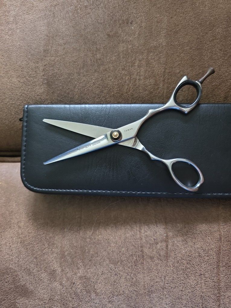 Viper Cutting Shears #01163 W/case