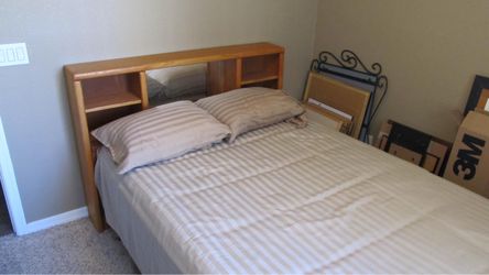 Full Size Bed, Frame, Box Spring, Mattress & Oak Headboard