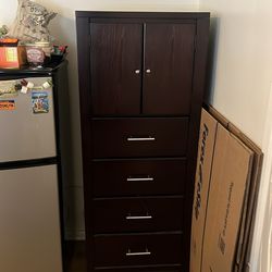 MOVING SALE!!! 2 sets of drawers