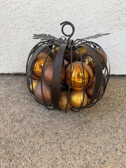 Large Metal Ornament Pumpkin