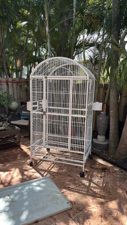 Large parrot , macaw cage