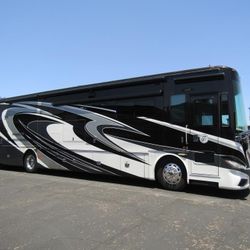 2016 Tiffin 40AH For Sale