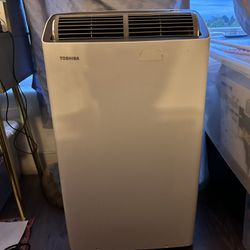 Toshiba Smart Wi-Fi Inverter Ultra Quiet 4-in-1 Portable Air Conditioner w/ Heater - 1 year used