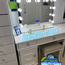 White Led Vanity Desk With Stool And Lights Blanco 