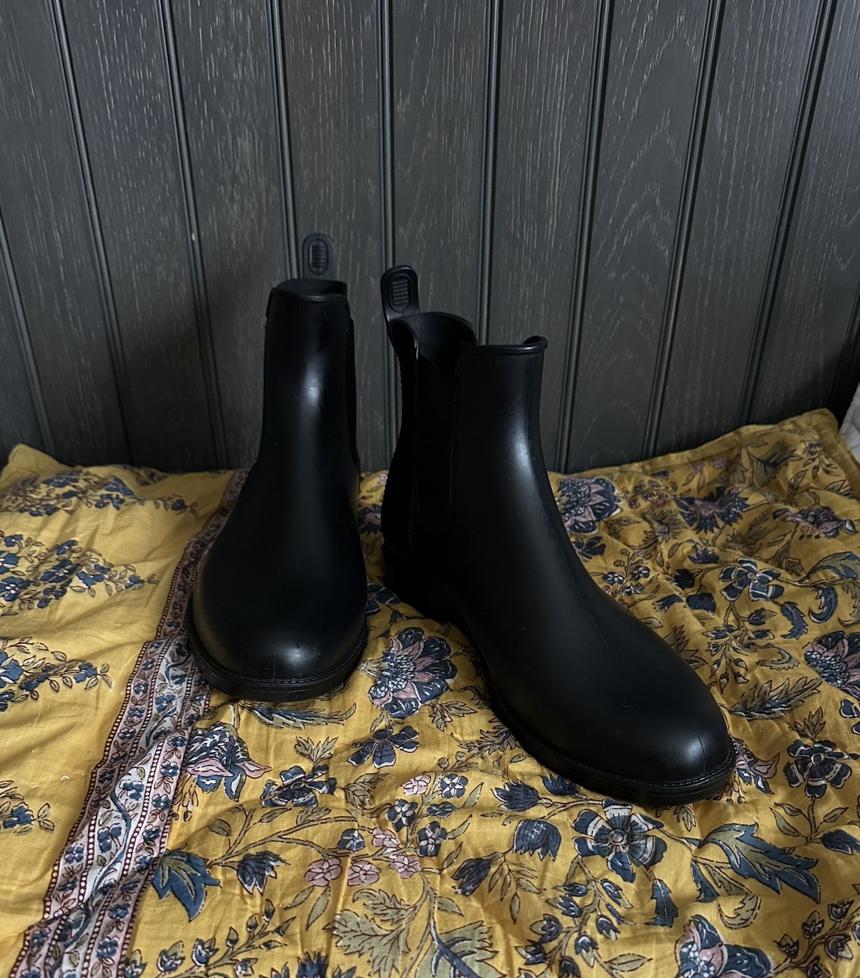 Women’s Rain Boots Size:12
