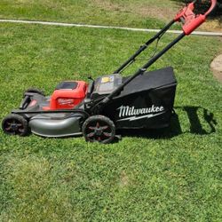 Milwaukee Lawn Mower 