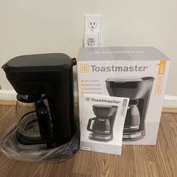 CLEARANCE ONLY $15 🔥🔥🔥.   BRAND NEW 12 CUP ELECTRIC COFFEE MAKER.   AUTOMATIC DRIP. ☕️☕️.  EASY TO USE.  CLOSEOUT SALE. $15 🔥🔥☕️☕️