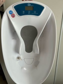 Baby bath tub