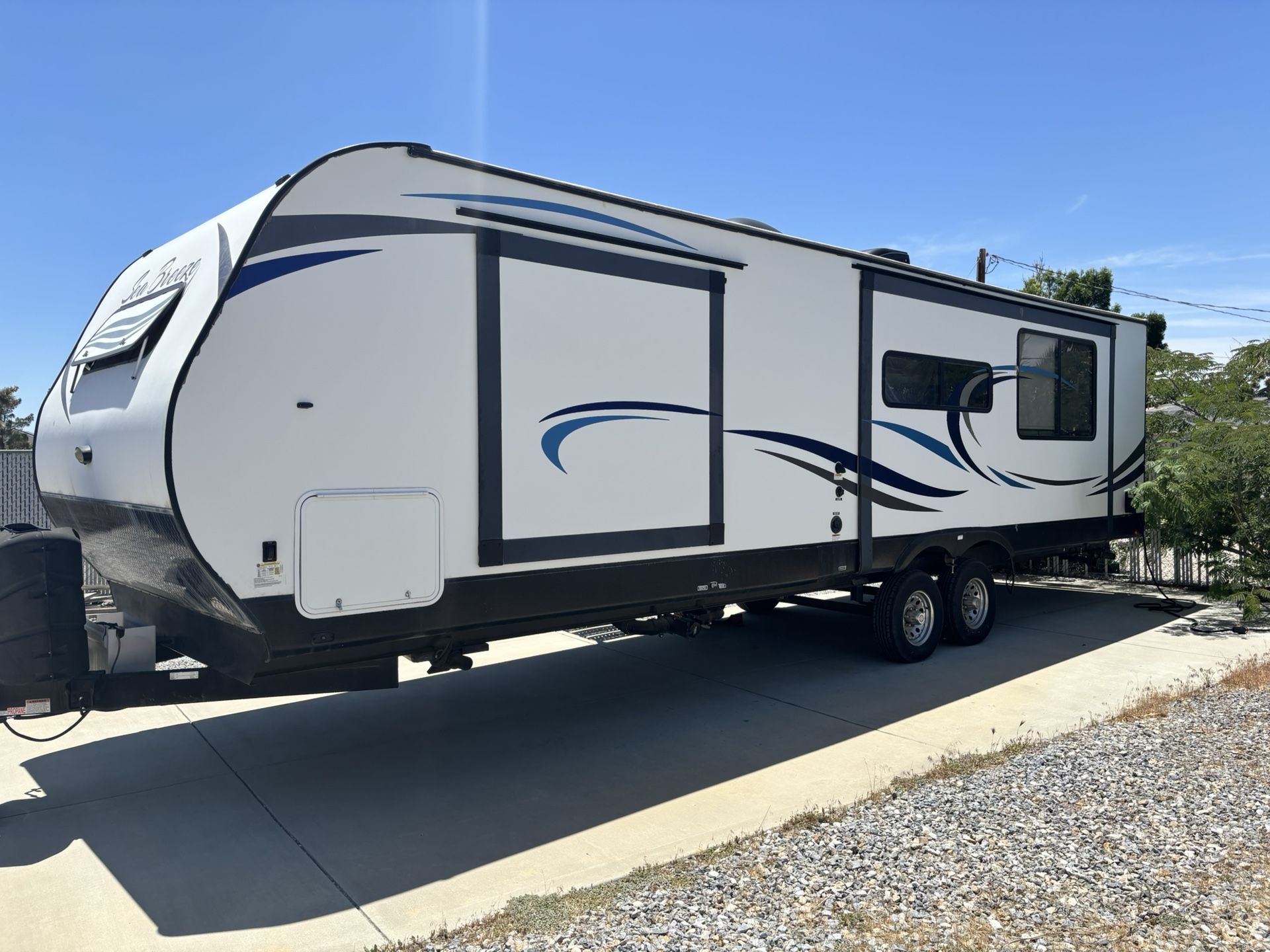 2016 Pacific Coachworks Seabreeze 3010