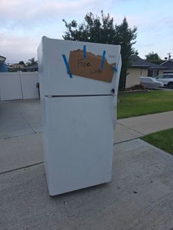 Free Fridge that works