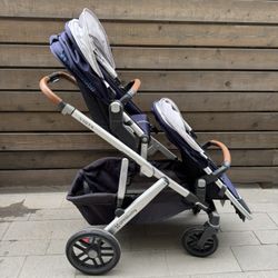 Uppababy vista - Double Stroller And Bassinet