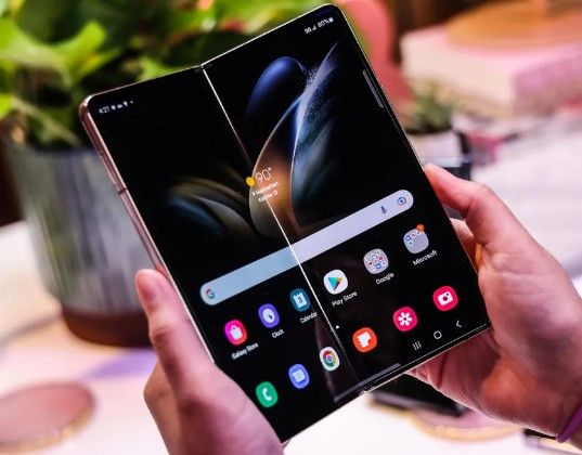 Samsung Galaxy Z Fold 4 5G - Only $1 Today Pay The Rest Later!
