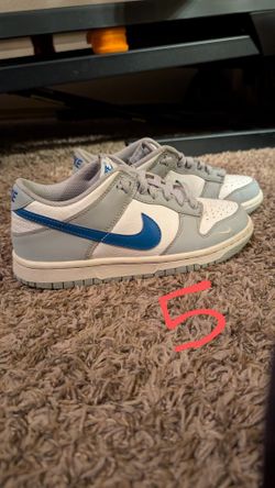 Nike Size 5