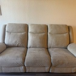 Recliner couch // sofa
