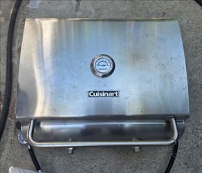 CUISINART GAS GRILL