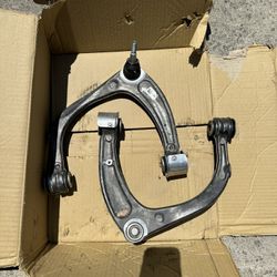 2024 Chevy Silverado 1500 Upper Control Arms 