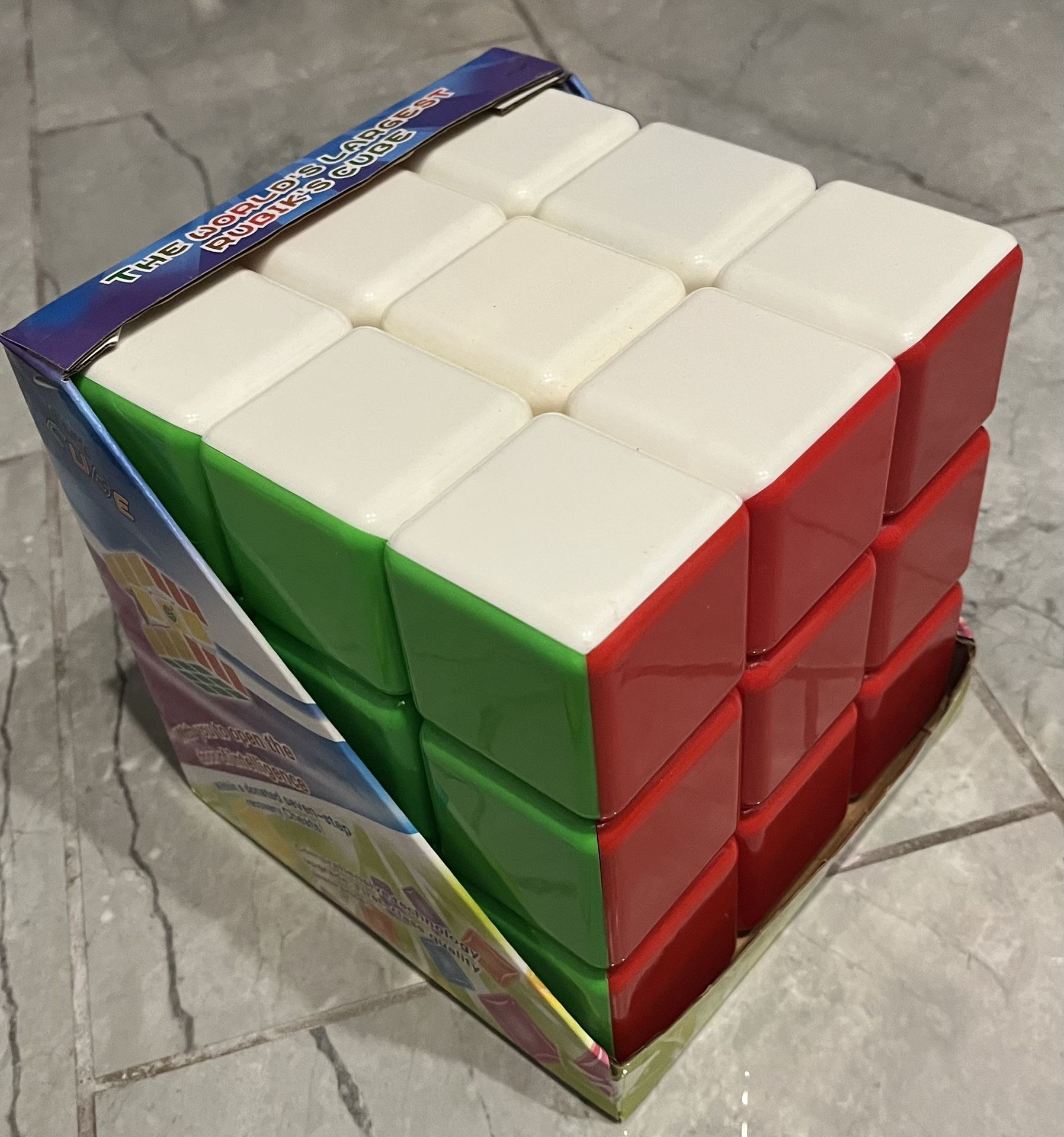 World’s Largest Magic Cube rubix Cube  