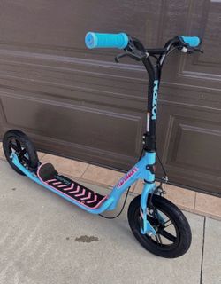 Razor Flashback Kick Scooter 🛵